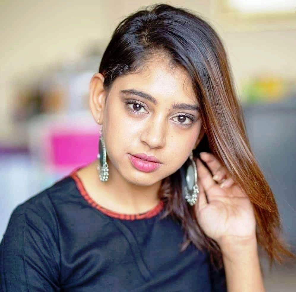 Niti Taylor  Height, Weight, Age, Stats, Wiki and More